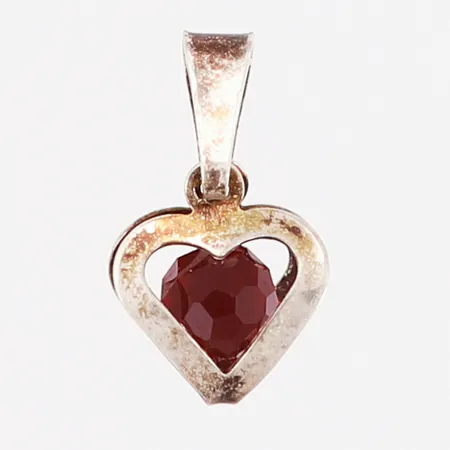 Hänge hjärta med röd sten 17x9mm, silver 925/1000 Vikt: 0,5 g