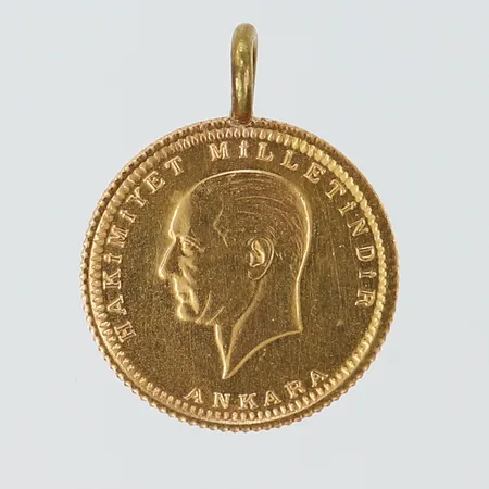 Hänge/mynt Ataturk ca Ø15mm, 1923, ögla oädel metall 22K Vikt: 1,9 g