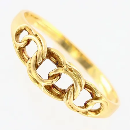 Ring Bismarck stl:20, bredd framtill ca 7mm, 18K Vikt: 2,4 g