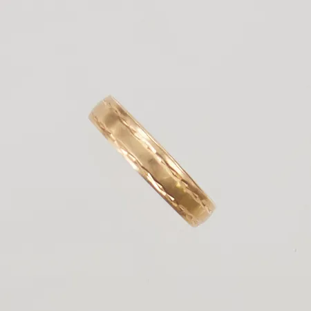 1 Ring 1 Udda örhänge, omaka/gravyr, 18K 1,9g.