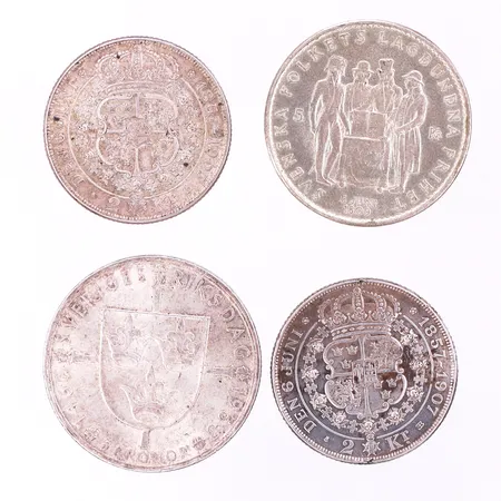 Mynt 5 kronor 1935,mynt 5 kronor 1959,mynt 2 st 2 kronor 1907,silver. Vikt: 73 g