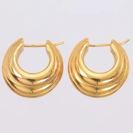 Örhängen längd 21,5mm, Ø21,7mm, bredd 12,6mm, ihåliga, små bucklor, 14K  Vikt: 4,6 g