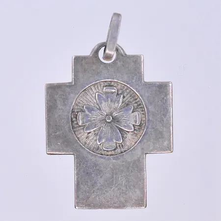 Hänge kors längd 30 mm, silver 830/1000. Vikt: 3,9 g