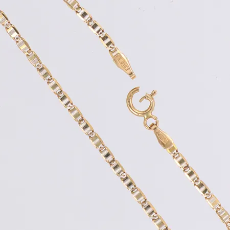 Kedja längd 45,5cm, bredd 1,9mm, tvåfärgad, trasigt lås, 14K Vikt: 4,3 g