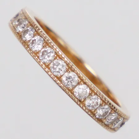 Ring med diamanter 14 x ca 0,03ct stl:15¼ bredd 3mm, gravyr, 18K Vikt: 3,7 g