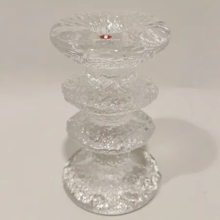 Ljusstake Festivo Timo Sarpaneeva Iittala, höjd ca 12cm Skickas med paket.