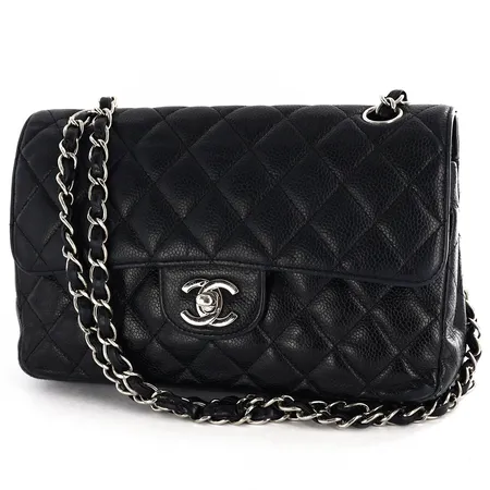 Väska Chanel Classic Flap Medium, svart quiltad caviar läder, 6x15x23cm, CC-logga och kedja i vitmetall, datumkod saknas, certifikat, tagg, kvitto från Bloomingdales New York 2007, slitage på hörn, foder släppt i ytterfack, dustbag Vikt: 0 g