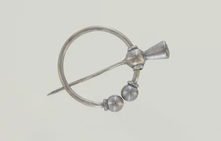 Brosch folkdräkt diam2,5cm, ojämn nål Silver 835/1000 Vikt: 4,7 g