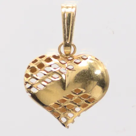 Hänge hjärta med genombruten dekor längd 2cm, bredd1,5cm, 18K. Vikt: 0,7 g