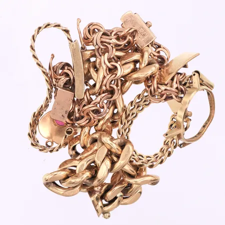 Trasigt guld,18k. Vikt: 0 g