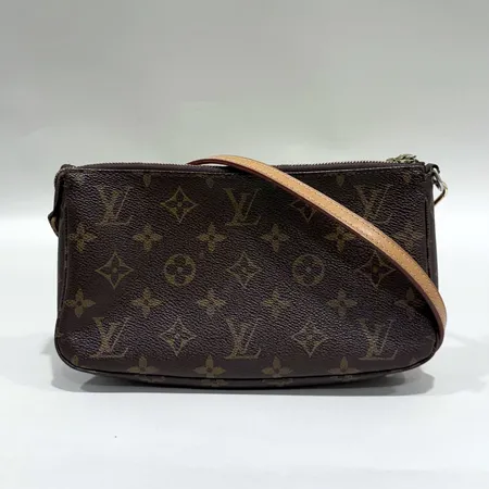 Väska Louis Vuitton Pochette Accessories, monogram canvas, mått 23,5x13,5x4cm, läder, datumkod: CA1185, smutsig insida, läder vid slutet av dragkedja med lätt slitage, gulmetall med lätt färgbortfall, kvittokopia från Birger Jarlsgatan 2015, box