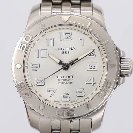 Herrur Certina DS First stål automatisk, 41mm, refnr 633.7184.42, boettnr RKP-HA-10099, cal ETA 2824-2, safirglas, datum, länk i stål, extra länkbitar, inga tillbehör 