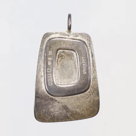 Hänge mönstrat 23x39mm Stigbert för RUNE (Runes Konsthantverk) Köping 1961 silver 830/1000 Vikt: 6,1 g
