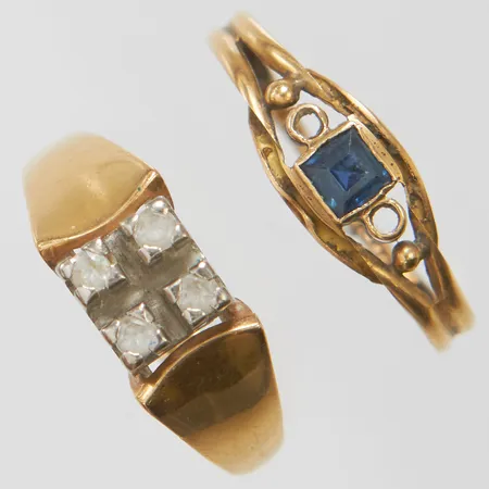 2 Ringar med stenar, skeva, skadade, saknar stenar, 18K Vikt: 5,8 g