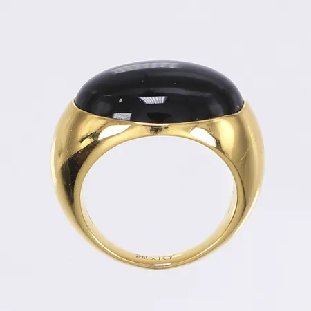 Ring med svart sten stl:16¾ bredd 3-15mm förgyllt silver 925/1000 Vikt: 8,5 g