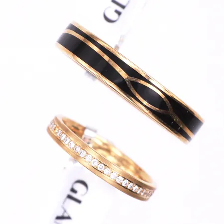 Vigselringar dam och herr,oanvända och ej graverade,se mer information på bild,box och etui med belysning,9k. Vikt: 8 g