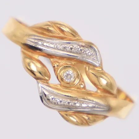 Ring med vit sten stl:17, bredd 1,7-9mm, 14K Vikt: 0,8 g