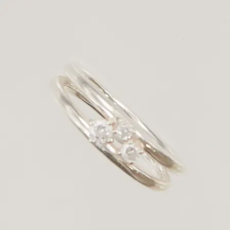 Ring Ø17 bredd6mm vita stenar 925/1000 Silver 3,4g.