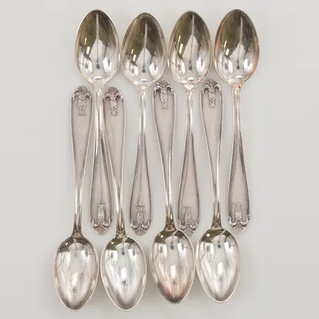 8 Kaffeskedar 11cm, 2 graverade, 830/1000 Silver 88,6g.