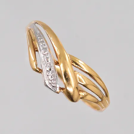 Ring stl:18 vit/gulguld 18K Vikt: 1,4 g