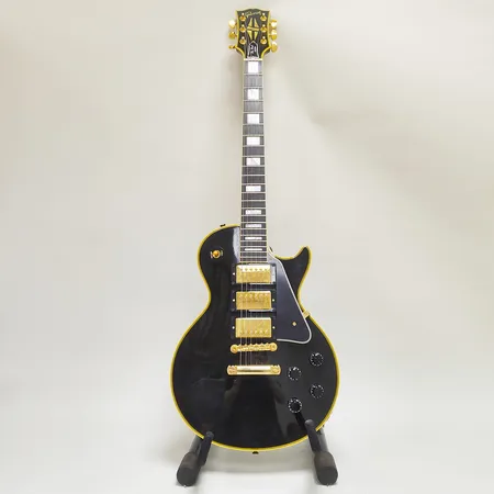 Elgitarr Gibson Les Paul Custom LPB3 serienr 7-4511 Gibson's Custom Art & Historic Checklist folder Certifikat Tags etui. Skickas med Bussgods eller PostNord