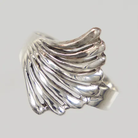 Ring Stl:18¾, bredd 20mm, Silver 925/1000 Vikt: 2,9 g