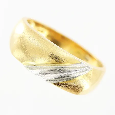 Klackring stl:19 bredd 3,5-7mm gul/vitguld repor 18K.  Vikt: 4,7 g