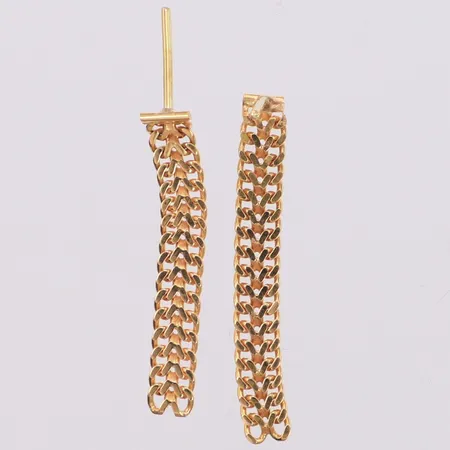 Örhängen Fiskben längd 31mm, bredd 4,2mm, saknar snurrebussar, 18K  Vikt: 1,9 g