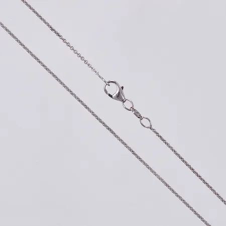 Kedja längd ca 45,5cm, bredd ca 1mm, silver Vikt: 1,6 g