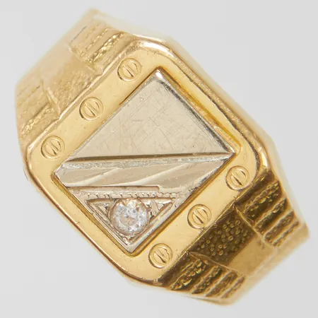 Klackring med vit sten tvåfärgad stl:19, bredd: 3-12,5mm, italienska stämplar, 18K Vikt: 5,5 g