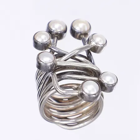Ring med pärlor stl: 17 bredd 10-35mm silver 925/1000 Vikt: 21,8 g