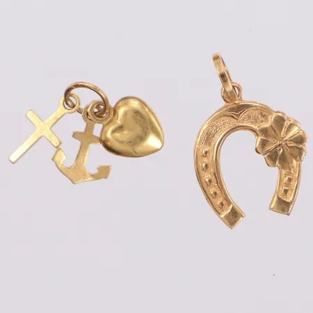 2 Hängen defekta 18K  Vikt: 1,1 g