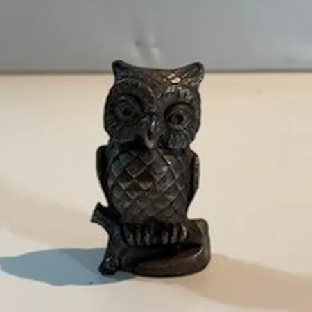 Sigillstämpel Uggla, höjd 6cm, bredd 3cm, gravyr