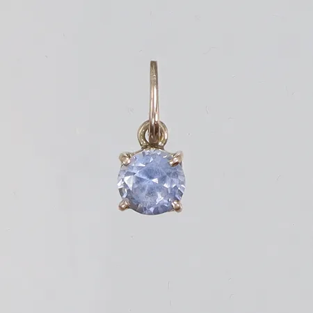 Hänge med slipad blå sten 5x10mm 14K Vikt: 0,5 g