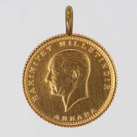 Hänge/mynt Ataturk, Ø15mm, 1923, ögla i metall, 22K.  Vikt: 1,9 g