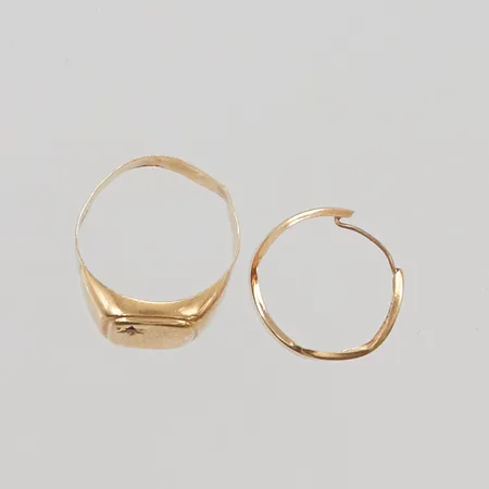 1 Ring 1 Örhänge defekta 18K 3,3g.