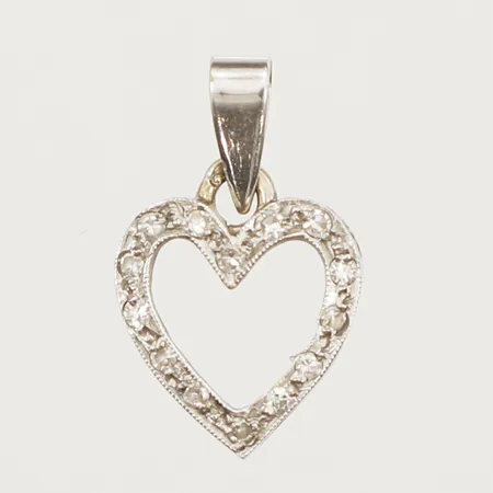 Hänge med diamanter ca 14 x 0,005ct vitguld, längd 18mm, bredd 12mm, 18K Vikt: 1 g