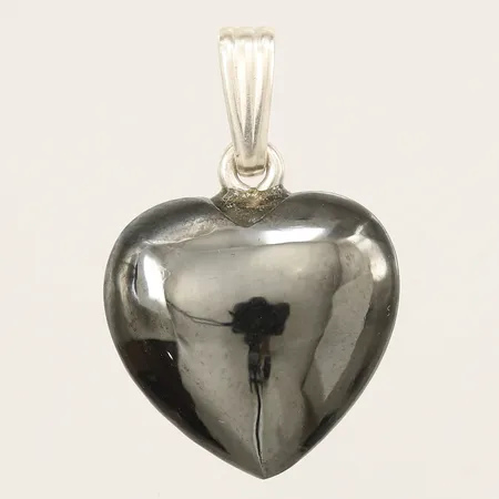 Hänge hjärta hematit längd 21mm, inklusive ögla, bredd 14mm, 835/1000 silver Vikt: 2,5 g