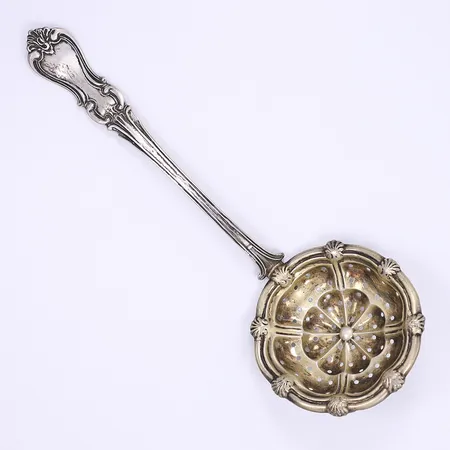 Sockerströare, 21,5cm, silver 830/1000 Vikt: 43 g