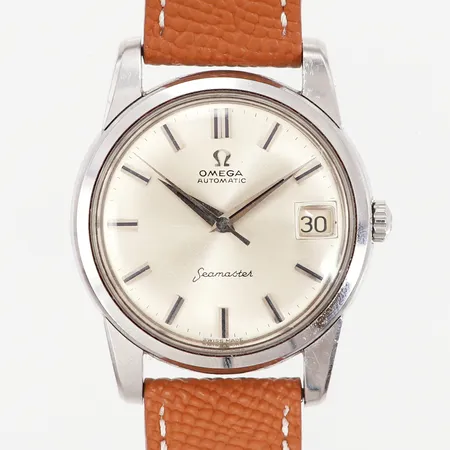 Herrur Omega Seamaster Ø34mm automatisk, stål med läderband, datum, boettnr: 14762SC62, caliber: 562, verknr: 20012104, bruksslitage, armband ej original