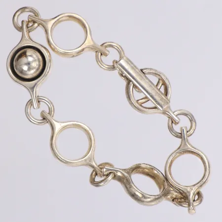 Armband Georg Jensen Sphere nr 474 längd 19,5cm, bredd 15,3mm, formgivare Regitze Overgaard, silver 925/1000 Vikt: 40,3 g