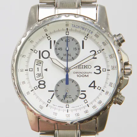 Herrur Seiko stål quartz 38,2mm boettnr: 7T94-0AH0 snr: 791152 kronograf datum stållänk viklås inga tillbehör.
