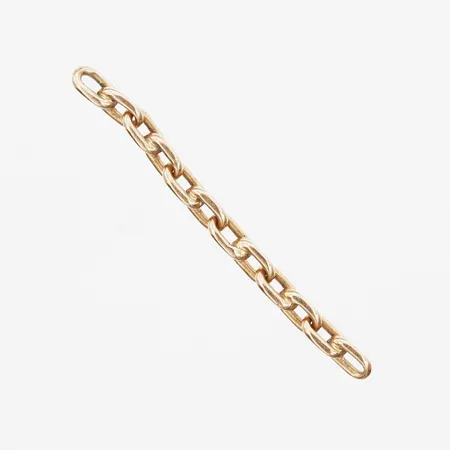 Del av kedja Ankar längd 38mm, bredd 2mm, 18K.  Vikt: 1,4 g