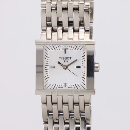 Damur Tissot stål quartz, 21x23mm, refnr L910, snr SKO-BB-52613, safirglas, datum, integrerad länk i stål, extra länkbitar, inga tillbehör 