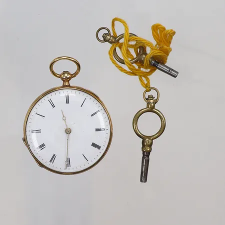 Fickur "Nyckeldragare" Ø35mm 18K boett nr. 37799/22822, omkring 1800-talets mitt, fungerande bruttovikt 28g, nycklar finns