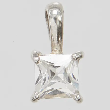 Hänge med vit sten längd ca 11mm, bredd 6mm, silver 925/1000 Vikt: 0,8 g