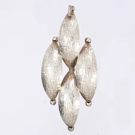 Hänge Kupittaa Kulta Åbo längd 80mm bredd 35mm silver 925/1000 Vikt: 9,6 g