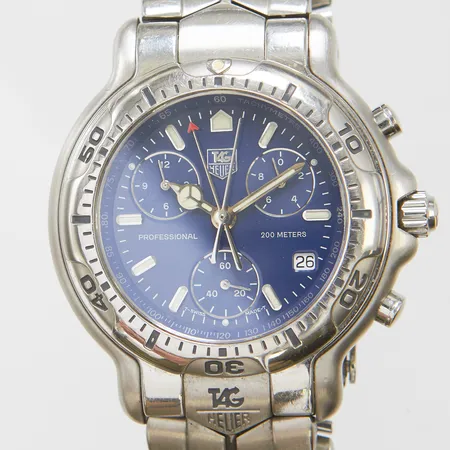 Herrur Tag Heuer 6000 stål quartz 40,5mm, ref: CH 1111 snr: BWO489, kronograf datum batteribyte stållänk ref: BA0675-M0A viklås inga tillbehör.