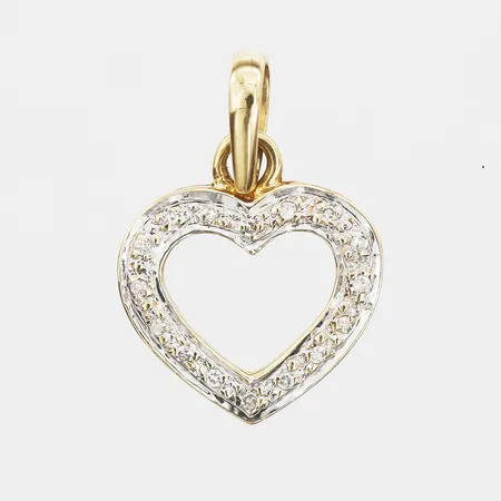 Hänge med diamanter 16 x ca 0,005ct, hjärta, längd: 20mm, bredd: 14mm, 18K Vikt: 1,3 g