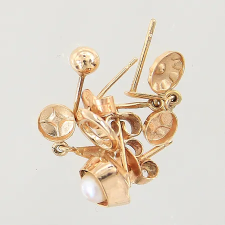 Diverse guldsmycken, defekt, 18K  Vikt: 2,2 g